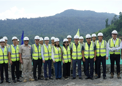 Tổng giám đốc Tổng công ty Sông Đà- CTCP thăm và làm việc tại Dự án thủy điện Nam Phak của CTCP Sông Đà 5 tại CHDCND Lào