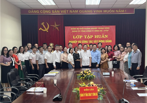 Đảng ủy Tổng công ty Sông Đà tổ chức lớp bồi dưỡng, tập huấn nghiệp vụ công tác xây dựng đảng năm 2023