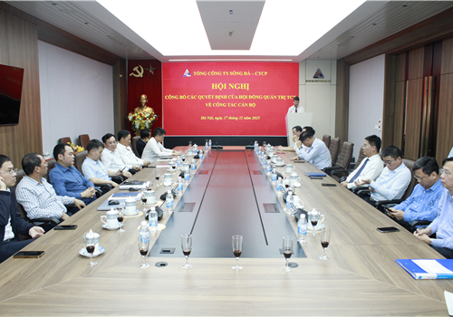 Tổng công ty Sông Đà tổ chức Hội nghị công bố các quyết định của Hội đồng quản trị Tổng công ty về công tác cán bộ