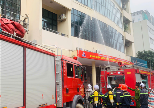 Tổng công ty Sông Đà tổ chức tập huấn nghiệp vụ phòng cháy, chữa cháy và cứu nạn, cứu hộ năm 2025