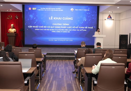 Tổng công ty Sông Đà khai giảng chương trình cập nhật chế độ và quy định pháp luật về kế toán và thuế